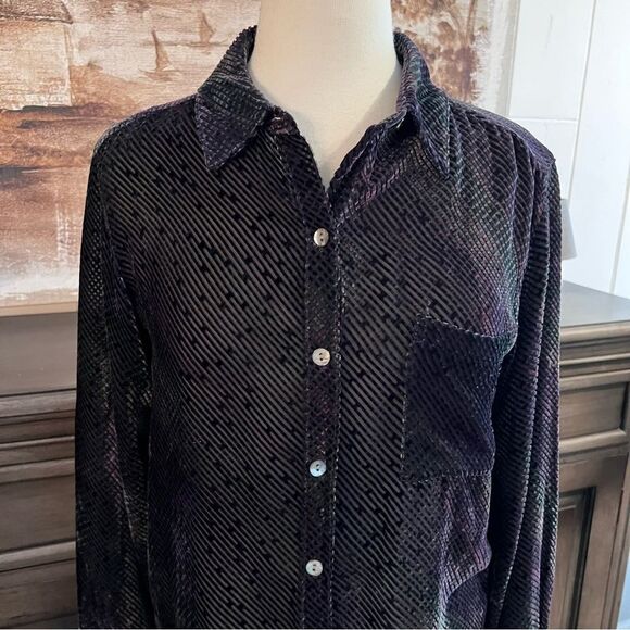 Chicos Design Sheer Long Sleeve Blouse Purple/Navy size 1 (8M) - Picture 7 of 9